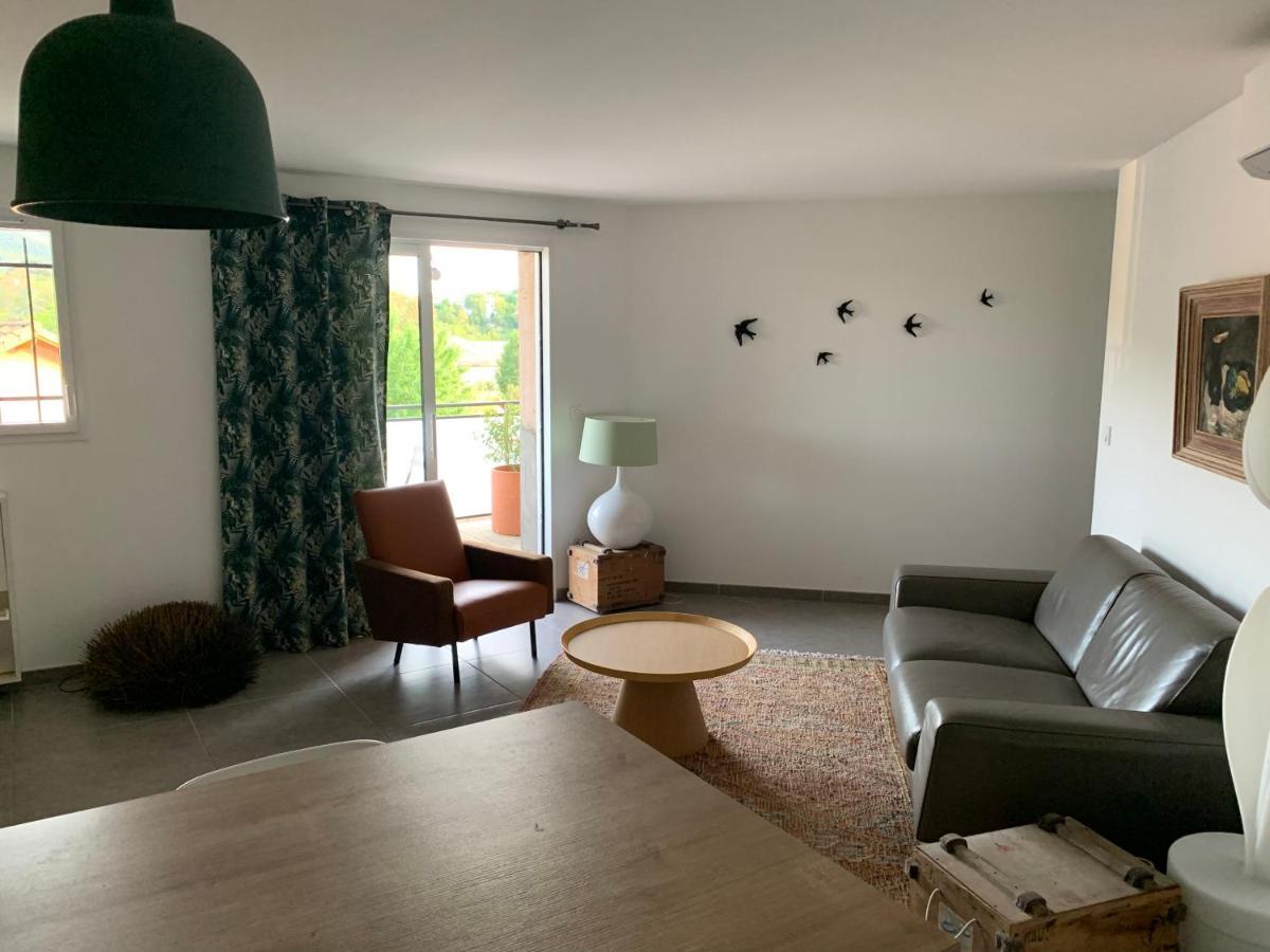 Appartement Saint-Péray : La Chapelle du Prieuré Extérieur photo