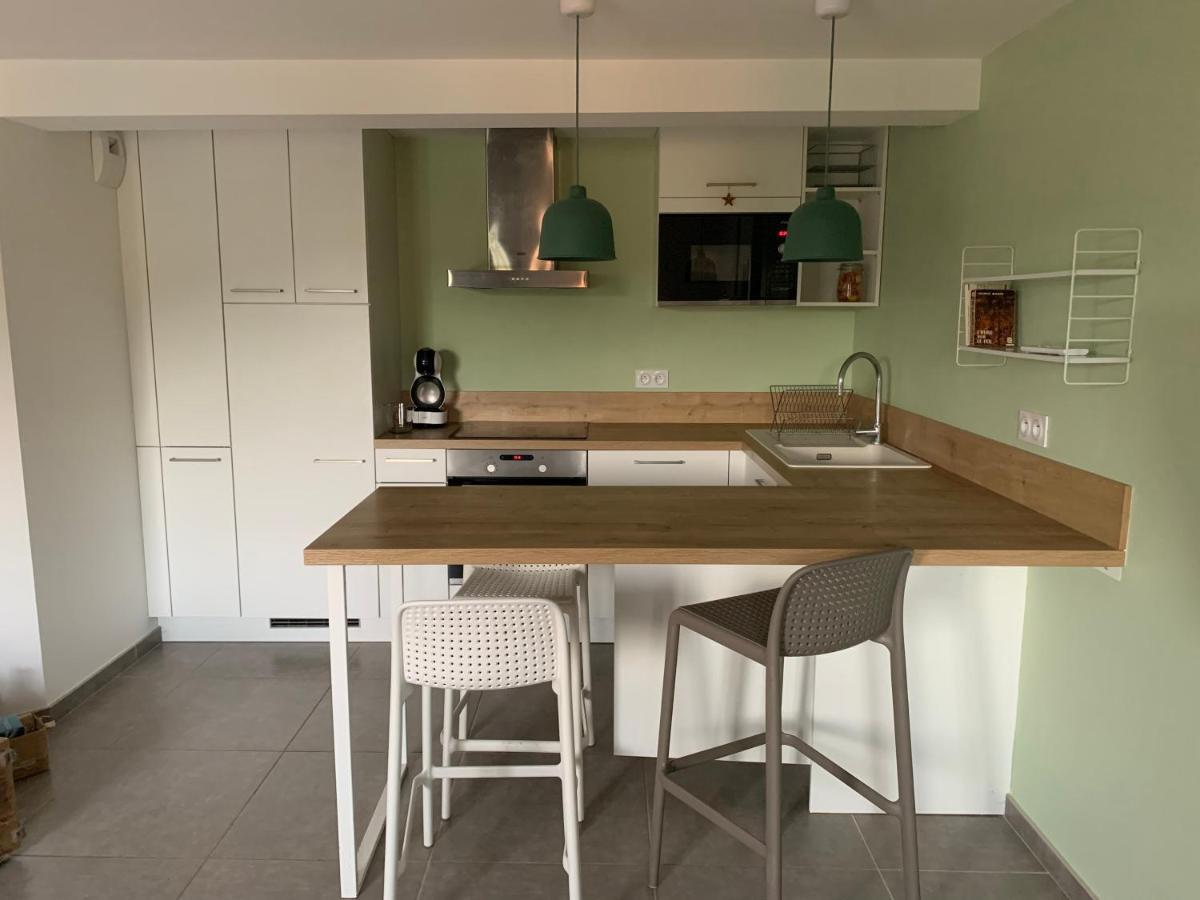 Appartement Saint-Péray : La Chapelle du Prieuré Extérieur photo