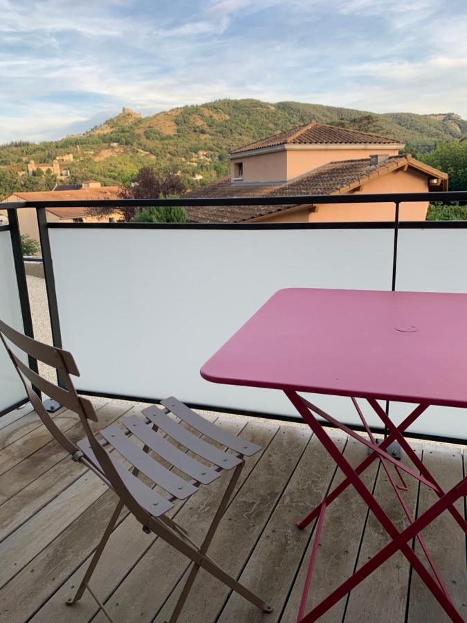 Appartement Saint-Péray : La Chapelle du Prieuré Extérieur photo